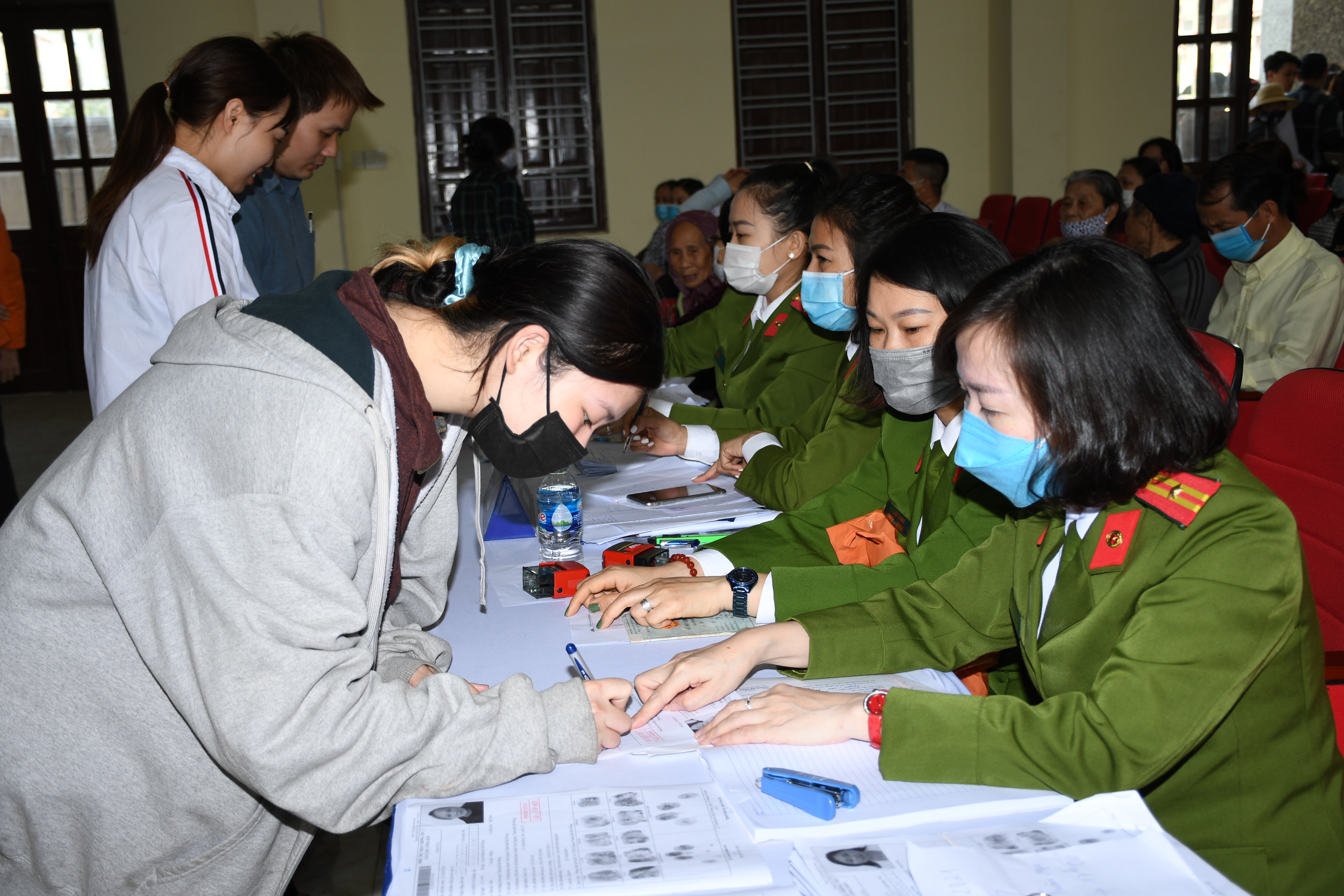 Hướng dẫn về việc xác nhận số CMND và địa điểm nộp hồ sơ